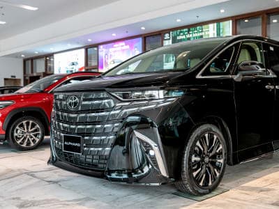 Toyota Alphard Hybrid 2026